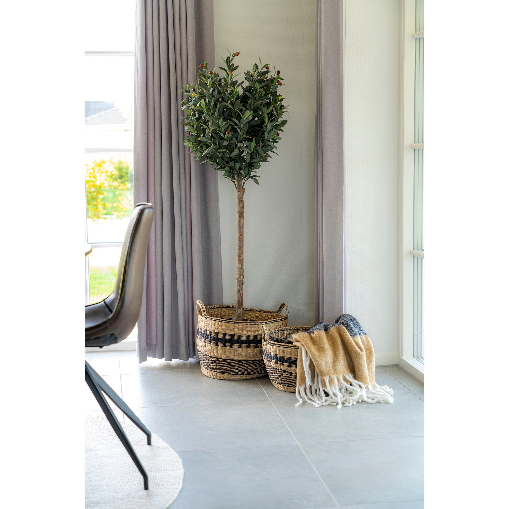 Farbe Sintra – Decke, Acryl, schwarz/weiß/braun, 130×170 cm